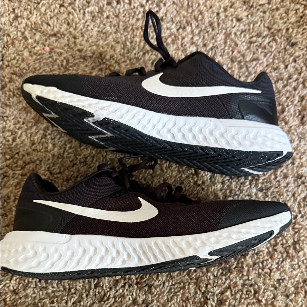 Nike Black and White Athletic Sneakers